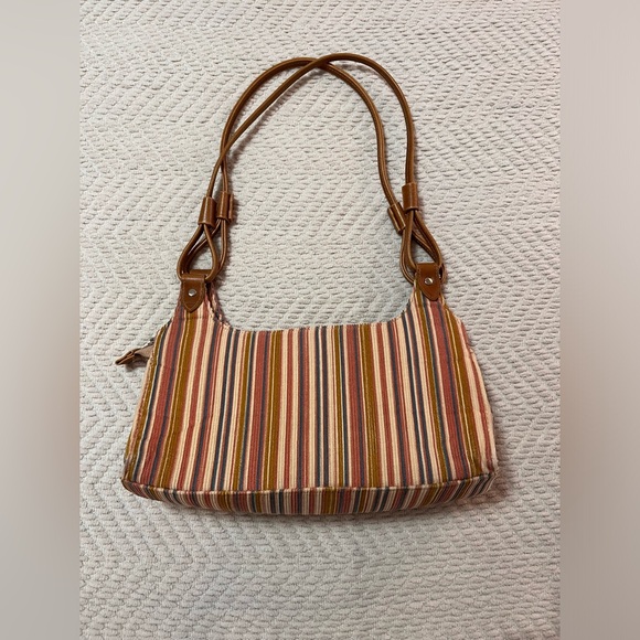 Y2K Style Patchwork Handbag with Flowers - Picture 2 of 7